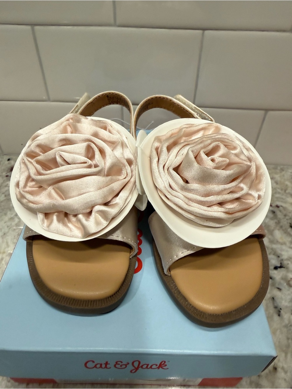 Cat & Jack Light Pink Flower Strap Sandals Size 6 NWT
